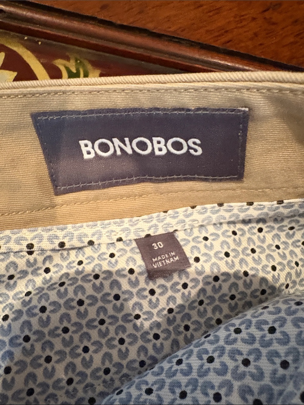 Bonobos Men's Khaki Flat-Front Cotton Shorts - Picture 3 of 3